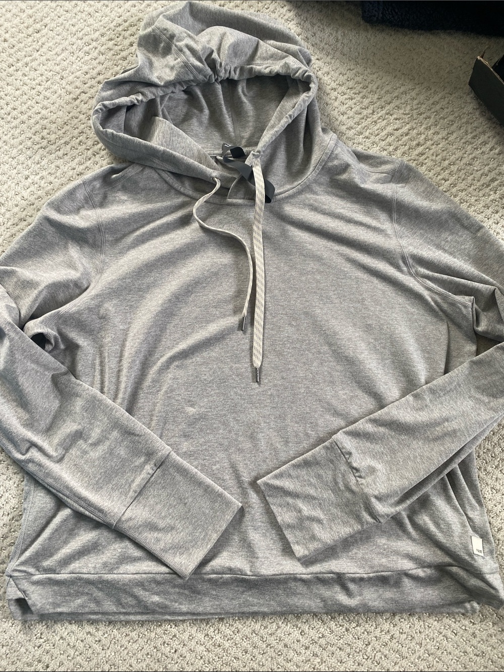 Vuori Heather Gray Halo Hooded Pullover, size large
